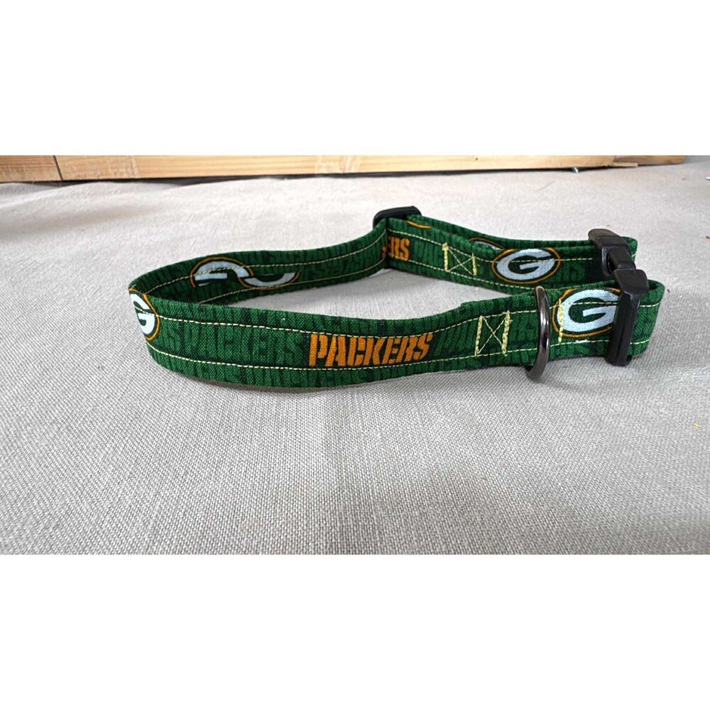 Hand made Pet Collar New Size Large 11 inch to 16 inches Green Bay Packers